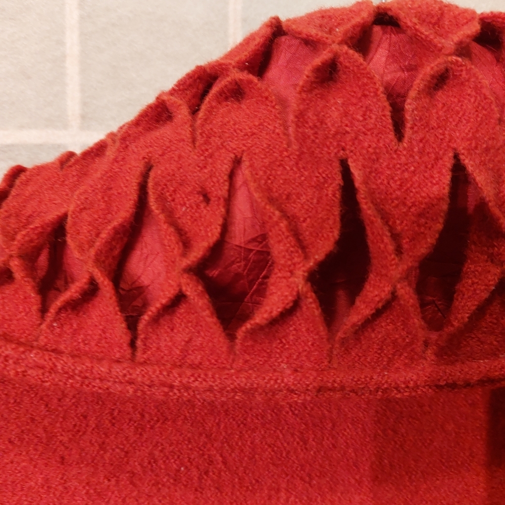 Covelo red wool Casbah coat, size XL, NWT (flaws) - Picture 11 of 14